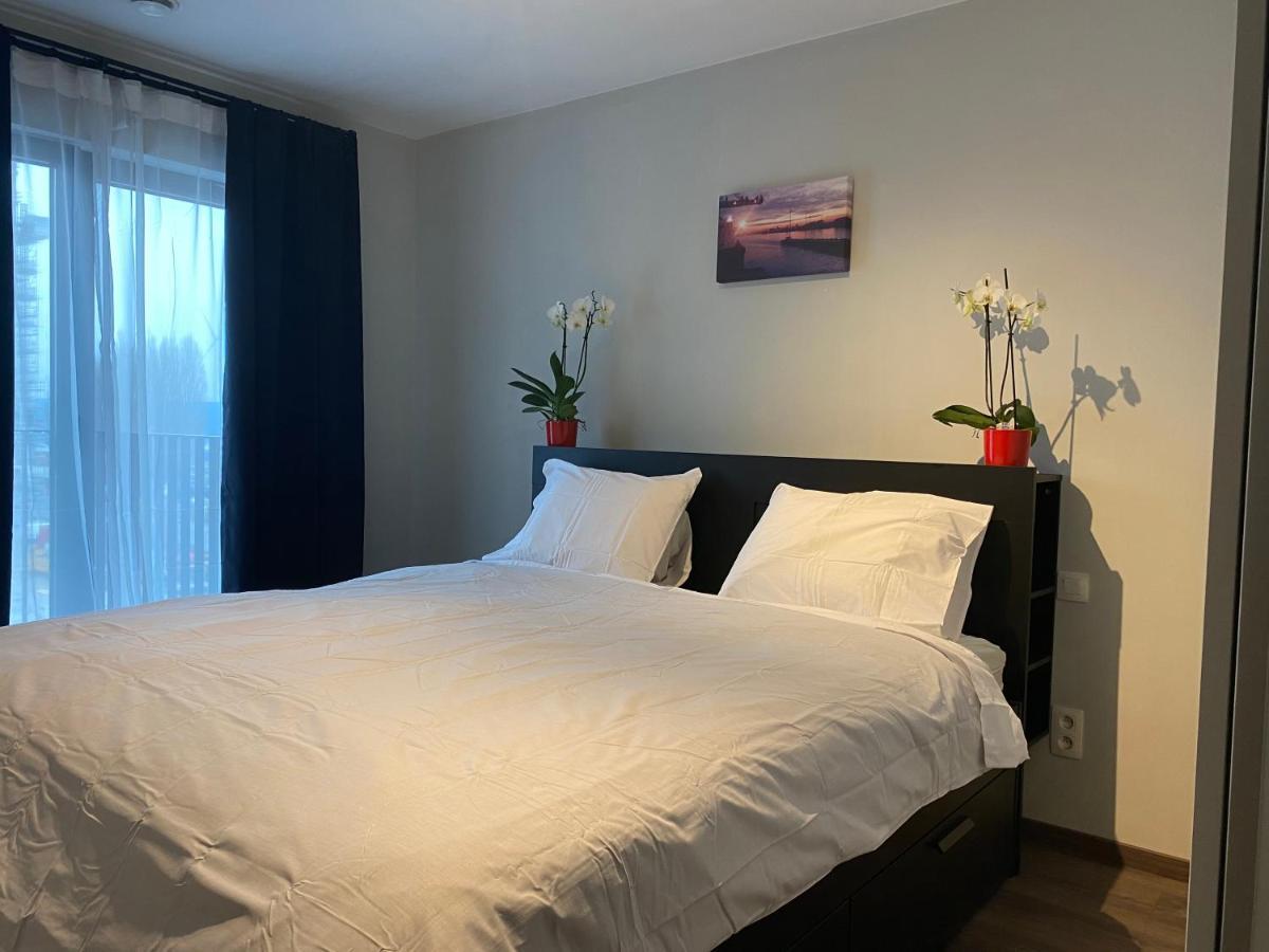 Feel At Home At This Homeawayfromhome Appt With A Stunning Water Canal View And Home Gym Gent Bagian luar foto